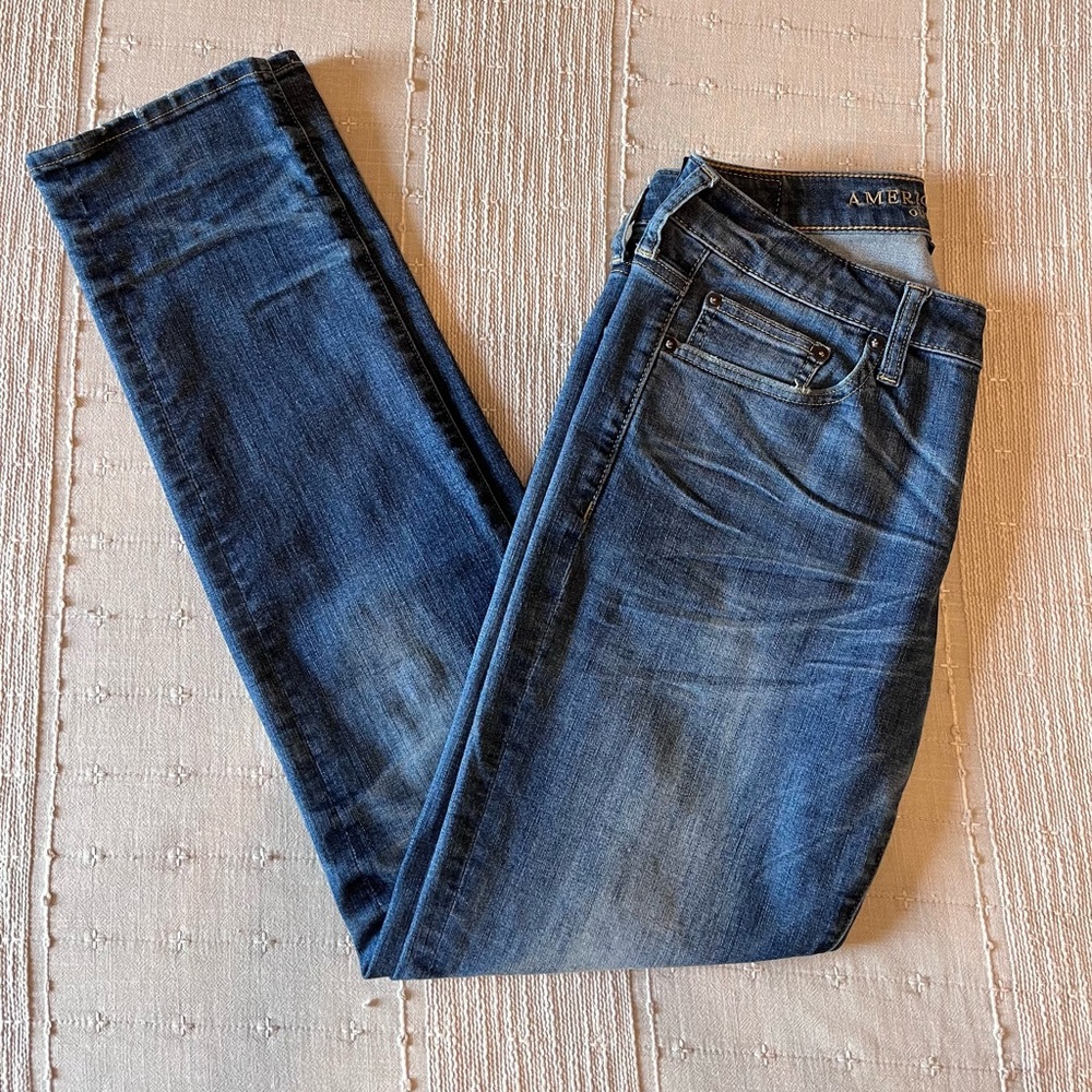 American Eagle Outfitters Jeans Women's 31x32 Dark Blue Straight Leg EUC